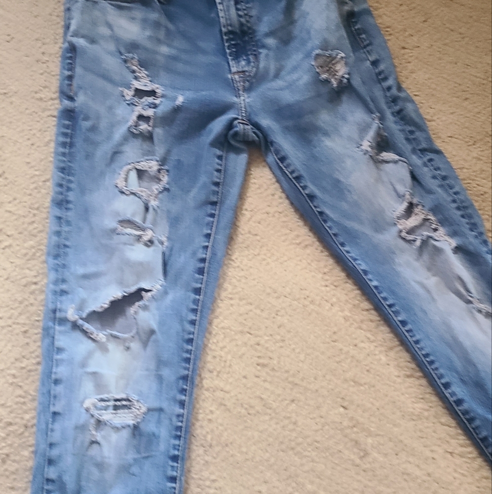 Mens Destroyed American Eagle Jeans